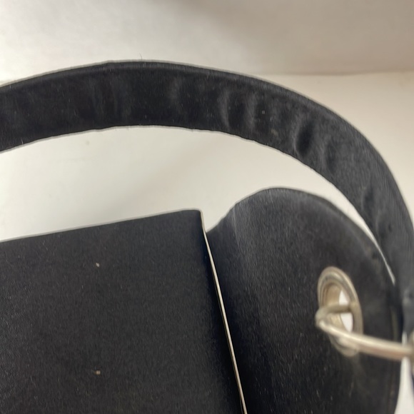 Satin evening purse, unbranded - Picture 3 of 8